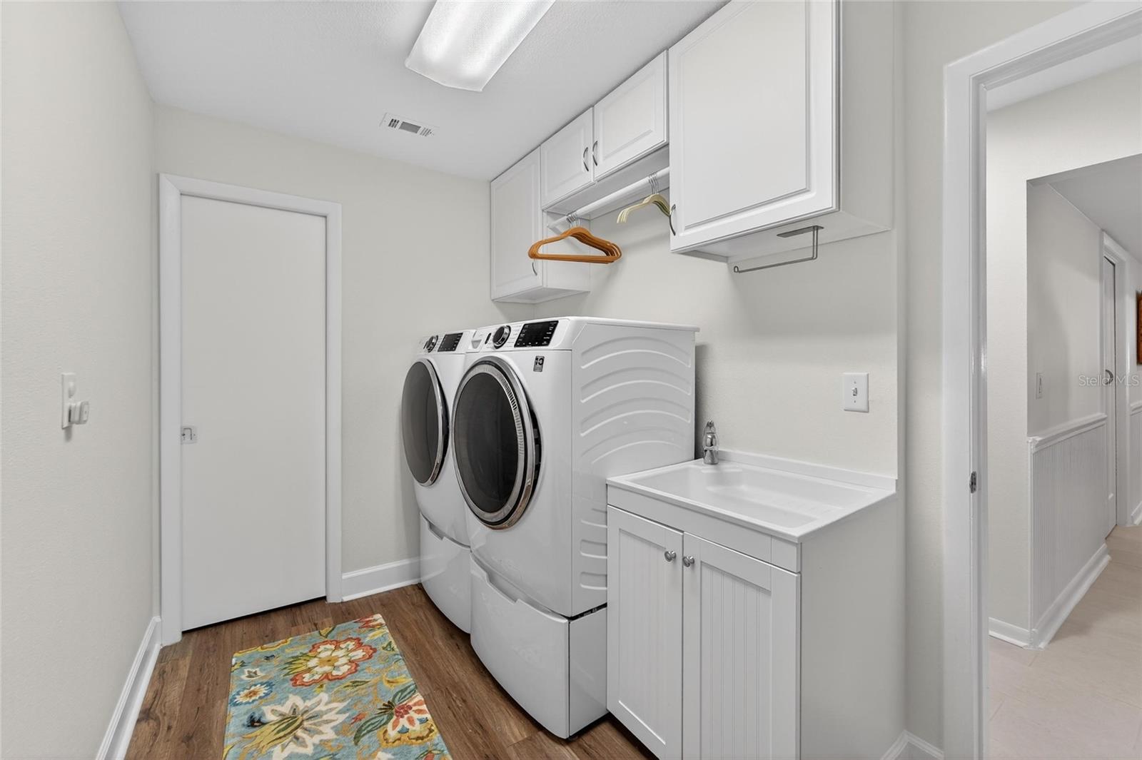 Image 30 of 83 For 2654 Countryclub Drive