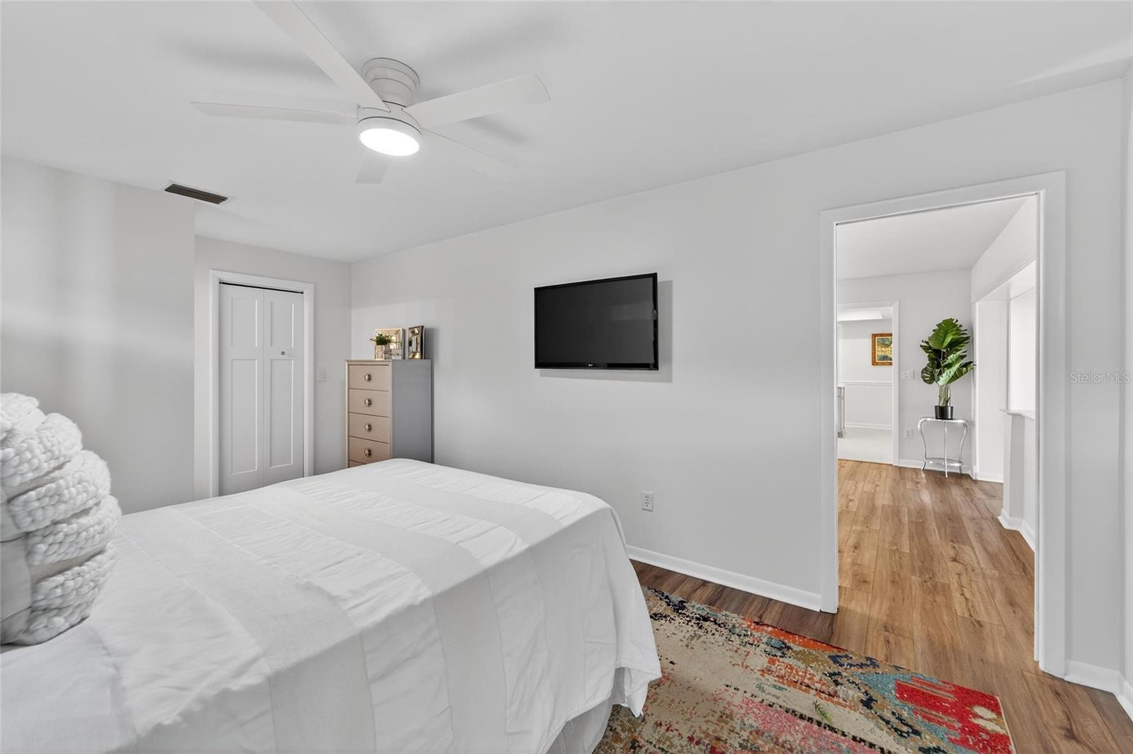 Image 37 of 83 For 2654 Countryclub Drive