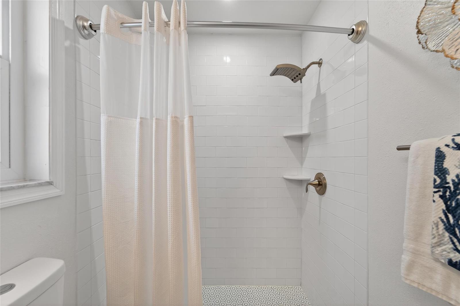 Image 41 of 83 For 2654 Countryclub Drive