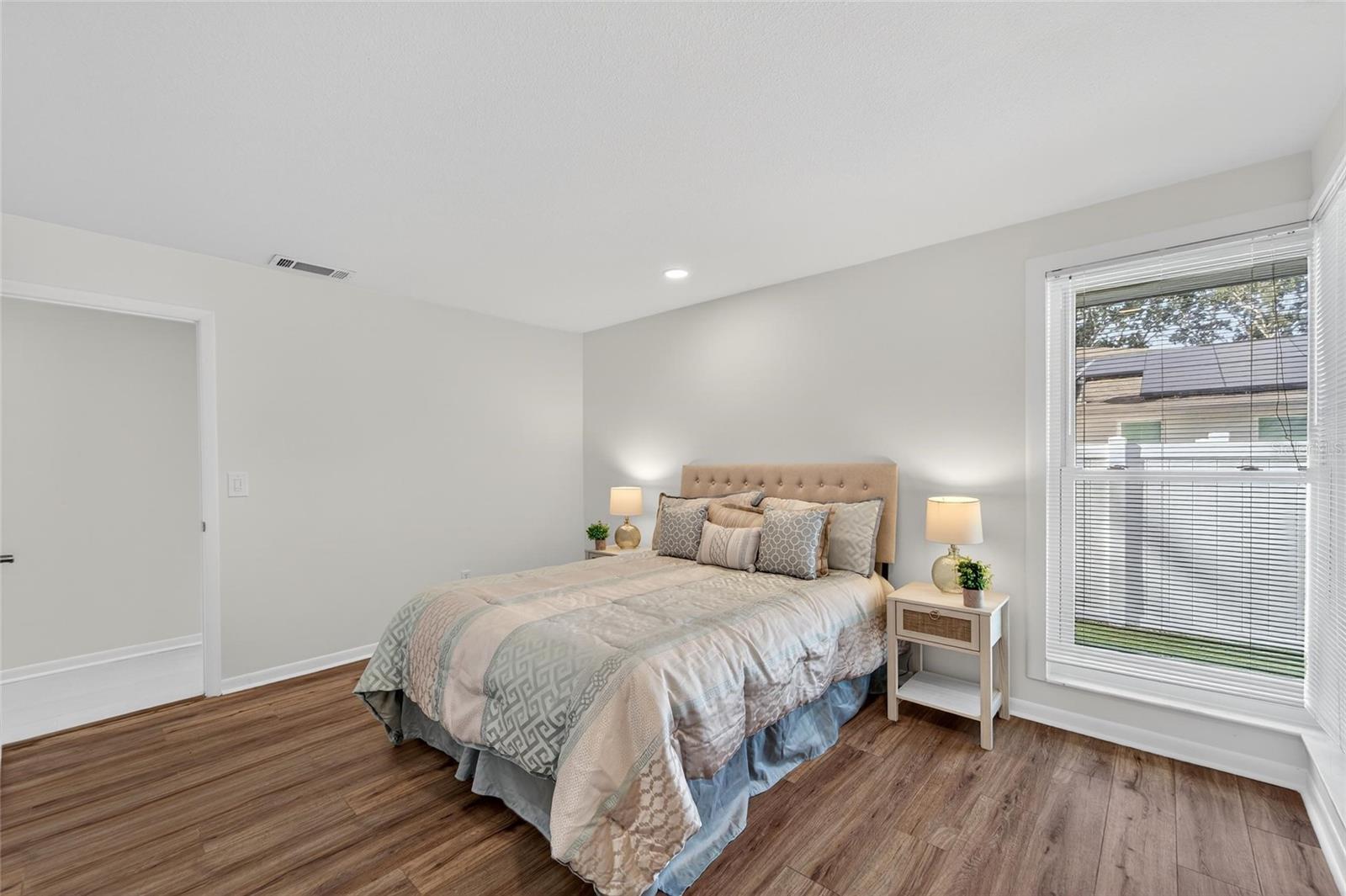 Image 52 of 83 For 2654 Countryclub Drive