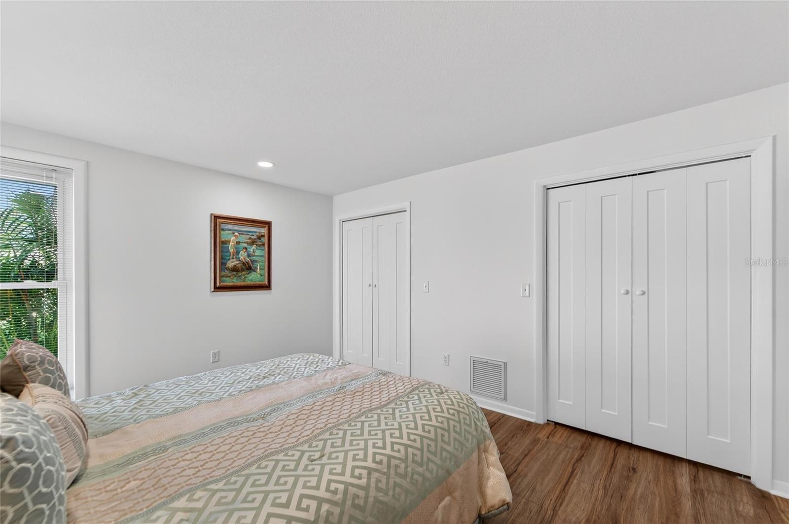 Image 53 of 83 For 2654 Countryclub Drive