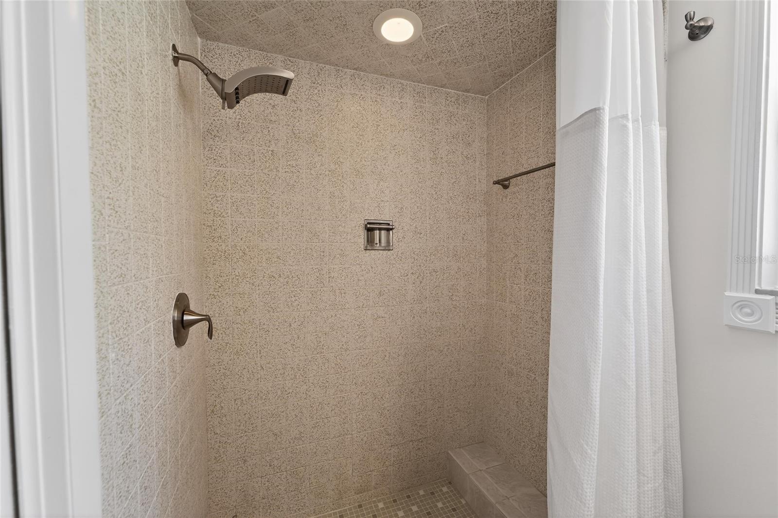 Image 58 of 83 For 2654 Countryclub Drive