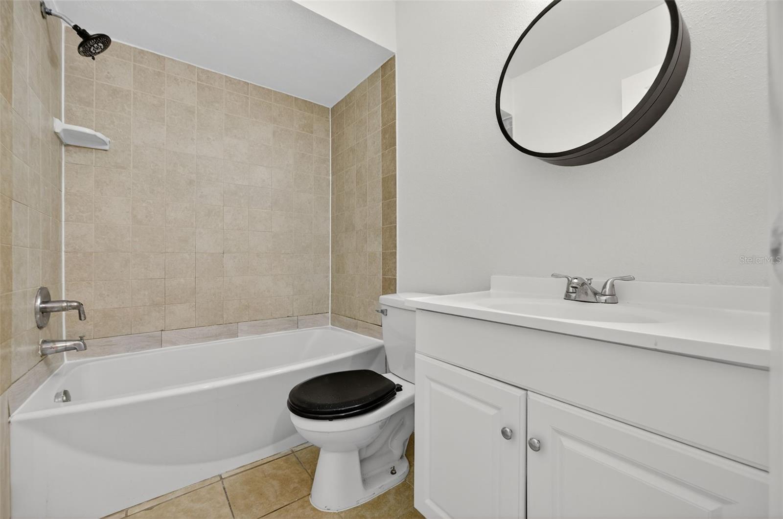 Image 18 of 31 For 7210 Manhattan Avenue 124