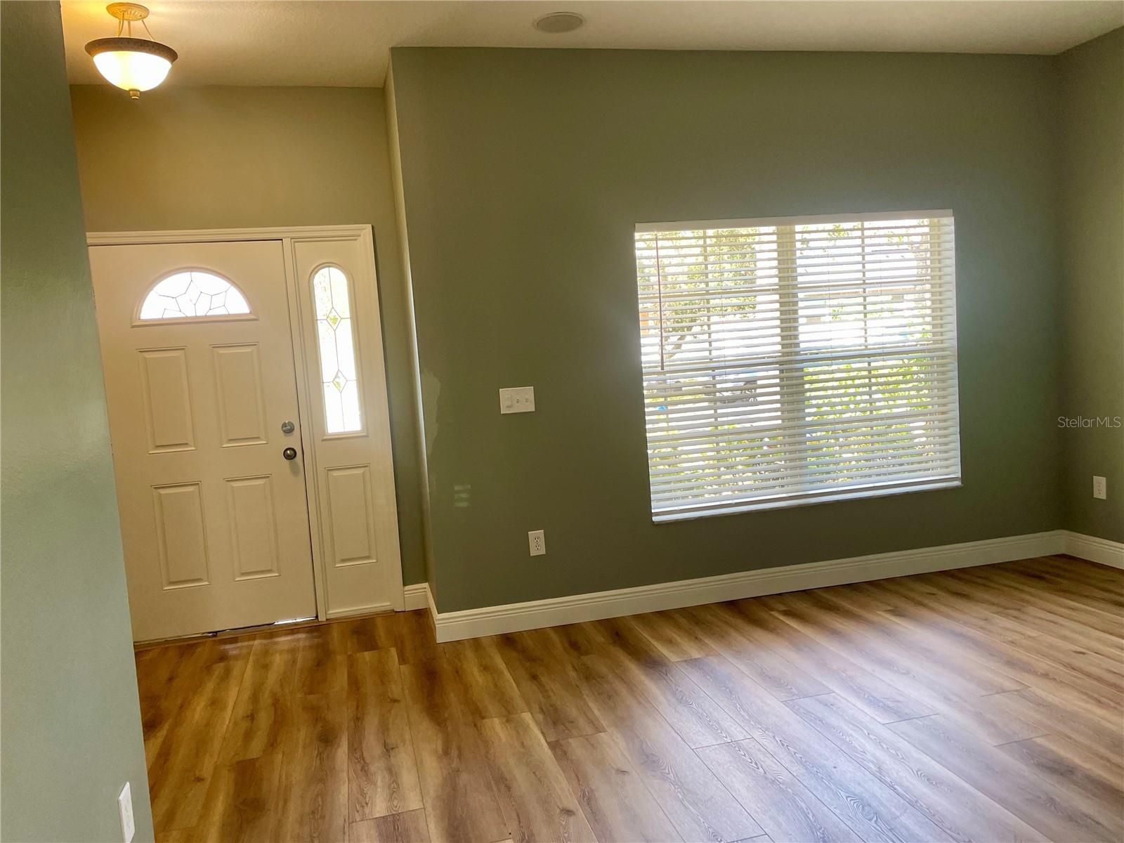 Image 3 of 21 For 10131 Celtic Ash Drive