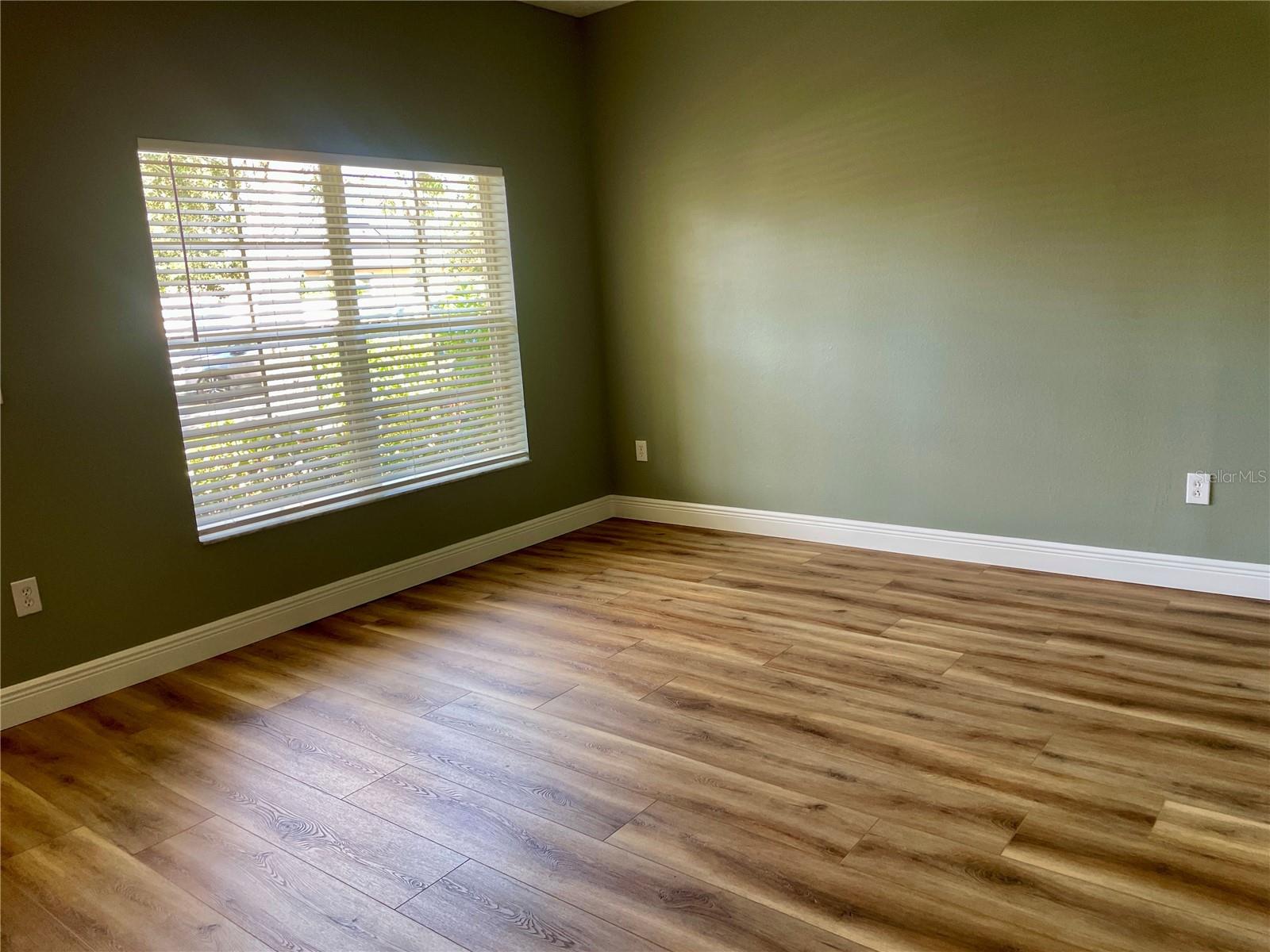 Image 4 of 21 For 10131 Celtic Ash Drive