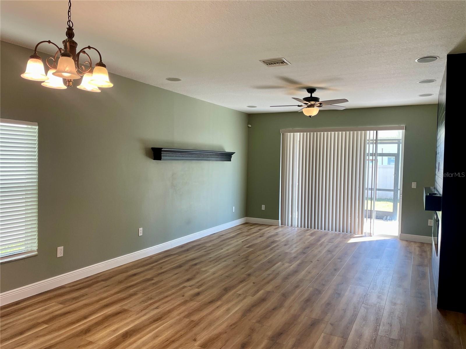 Image 7 of 21 For 10131 Celtic Ash Drive