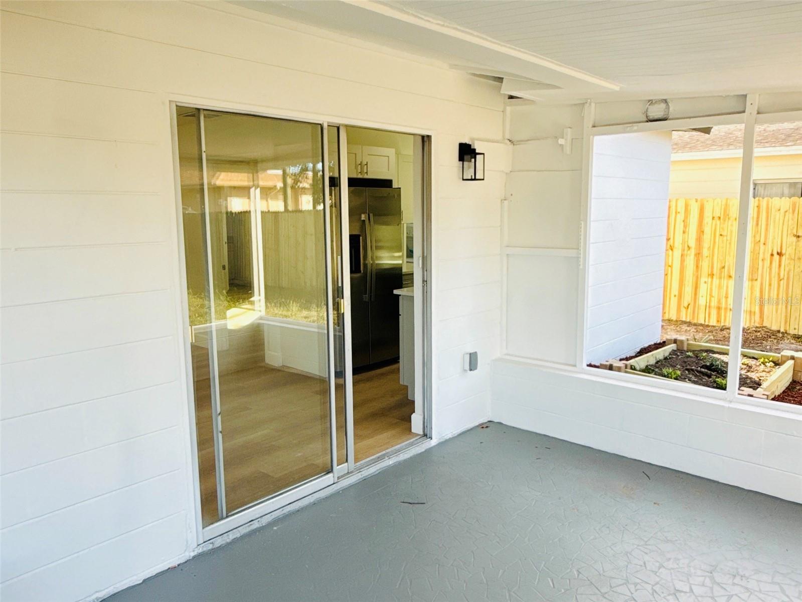 Image 24 of 35 For 5739 Dartmouth Avenue N