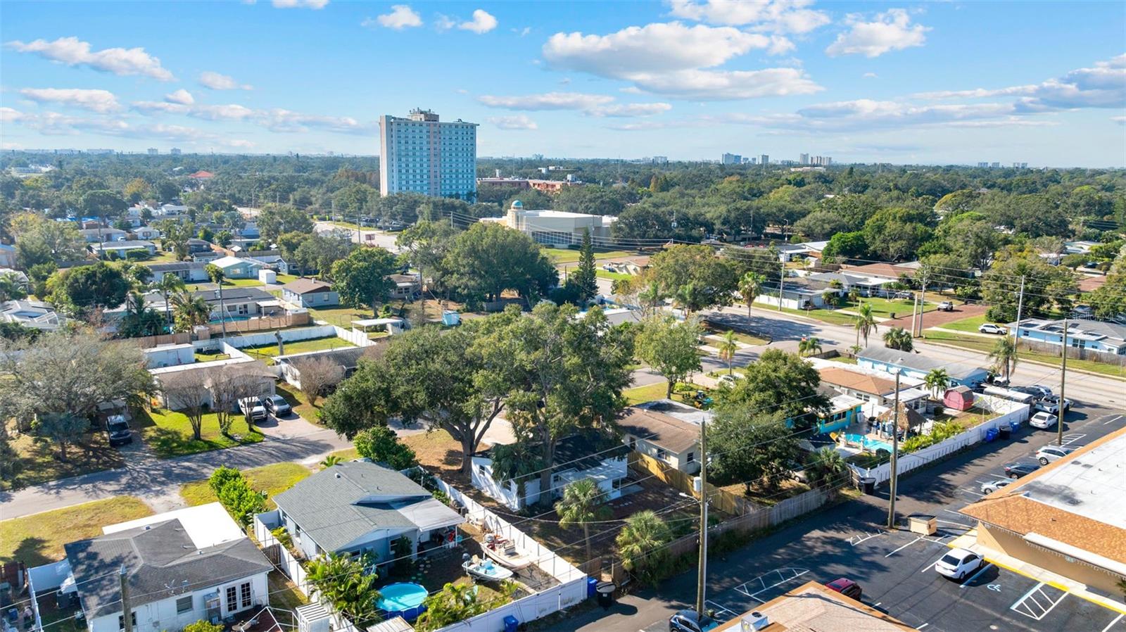 Image 36 of 38 For 5739 Dartmouth Avenue N