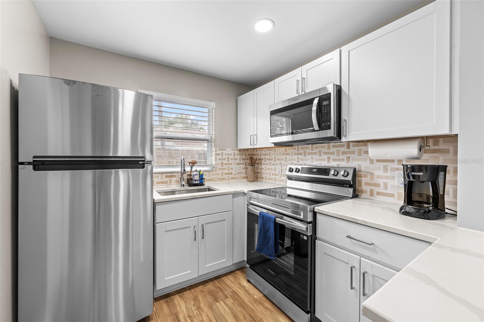 Image 21 of 36 For 2506 Bay Boulevard