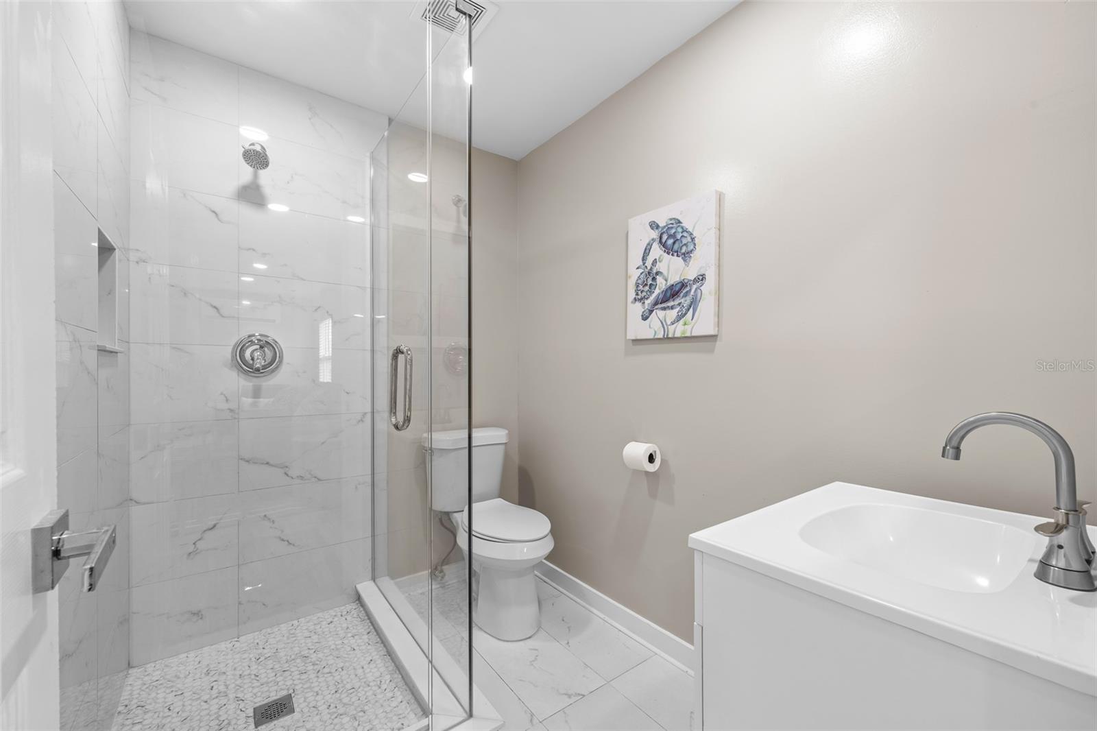 Image 22 of 36 For 2506 Bay Boulevard