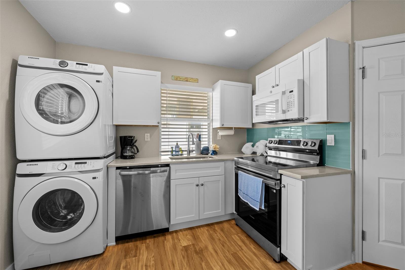 Image 28 of 36 For 2506 Bay Boulevard