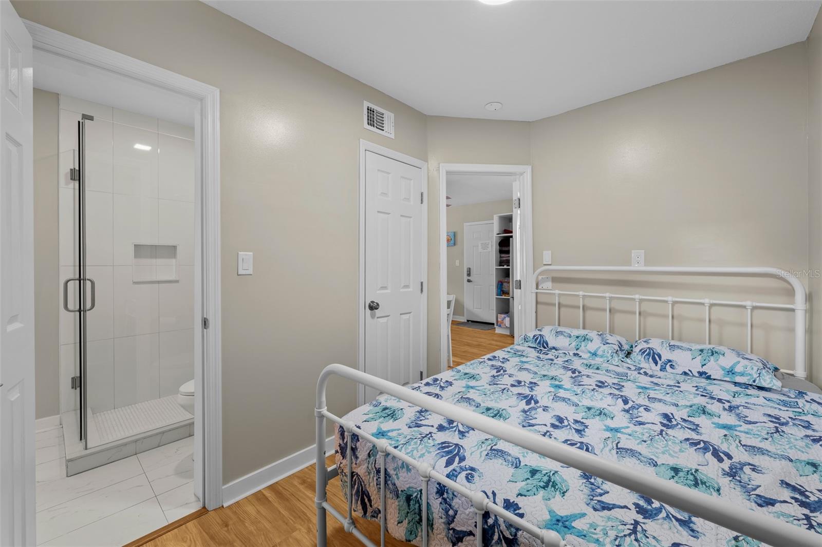 Image 30 of 36 For 2506 Bay Boulevard