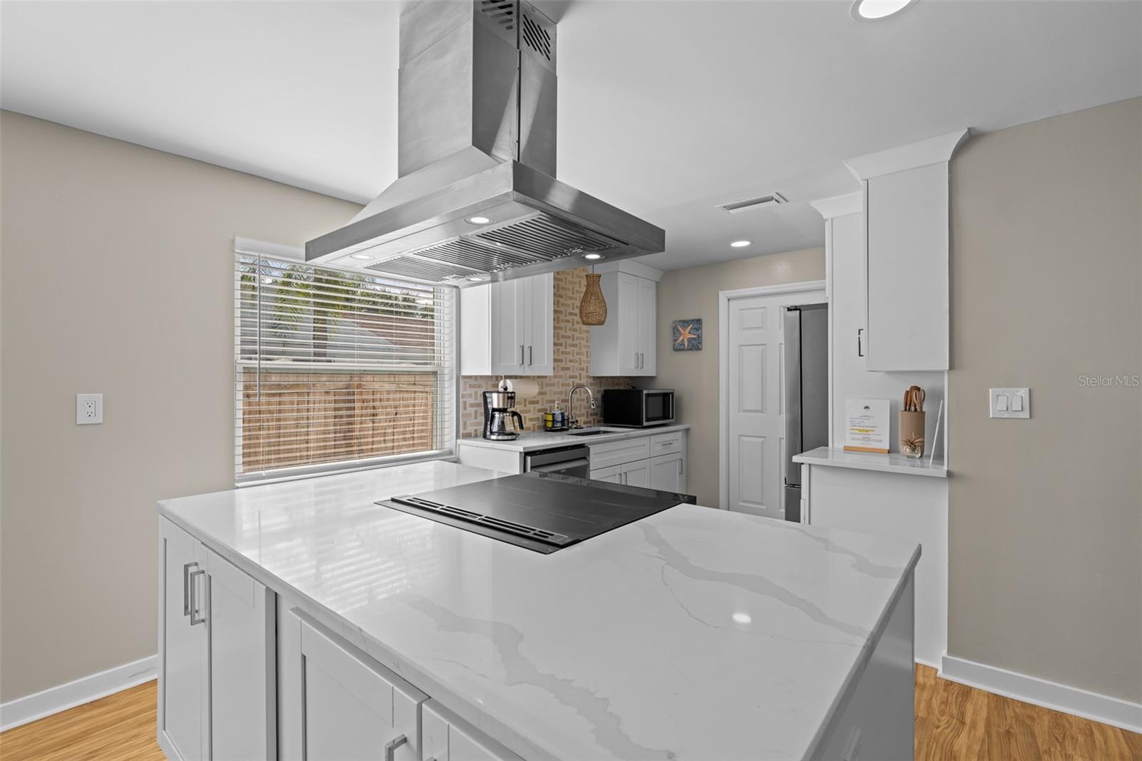 Image 6 of 36 For 2506 Bay Boulevard