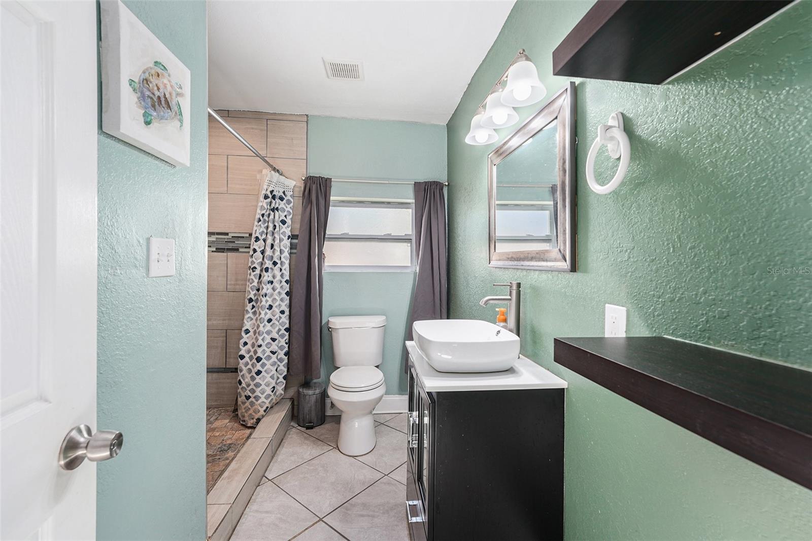 Listing photo id 14 for 8300 53rd Way N