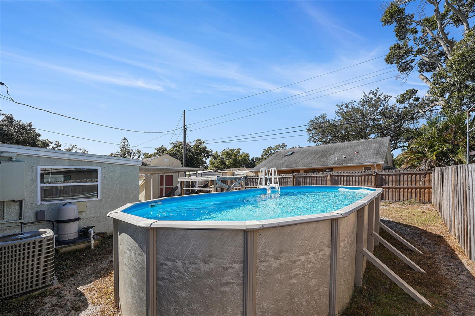 Listing photo id 24 for 8300 53rd Way N