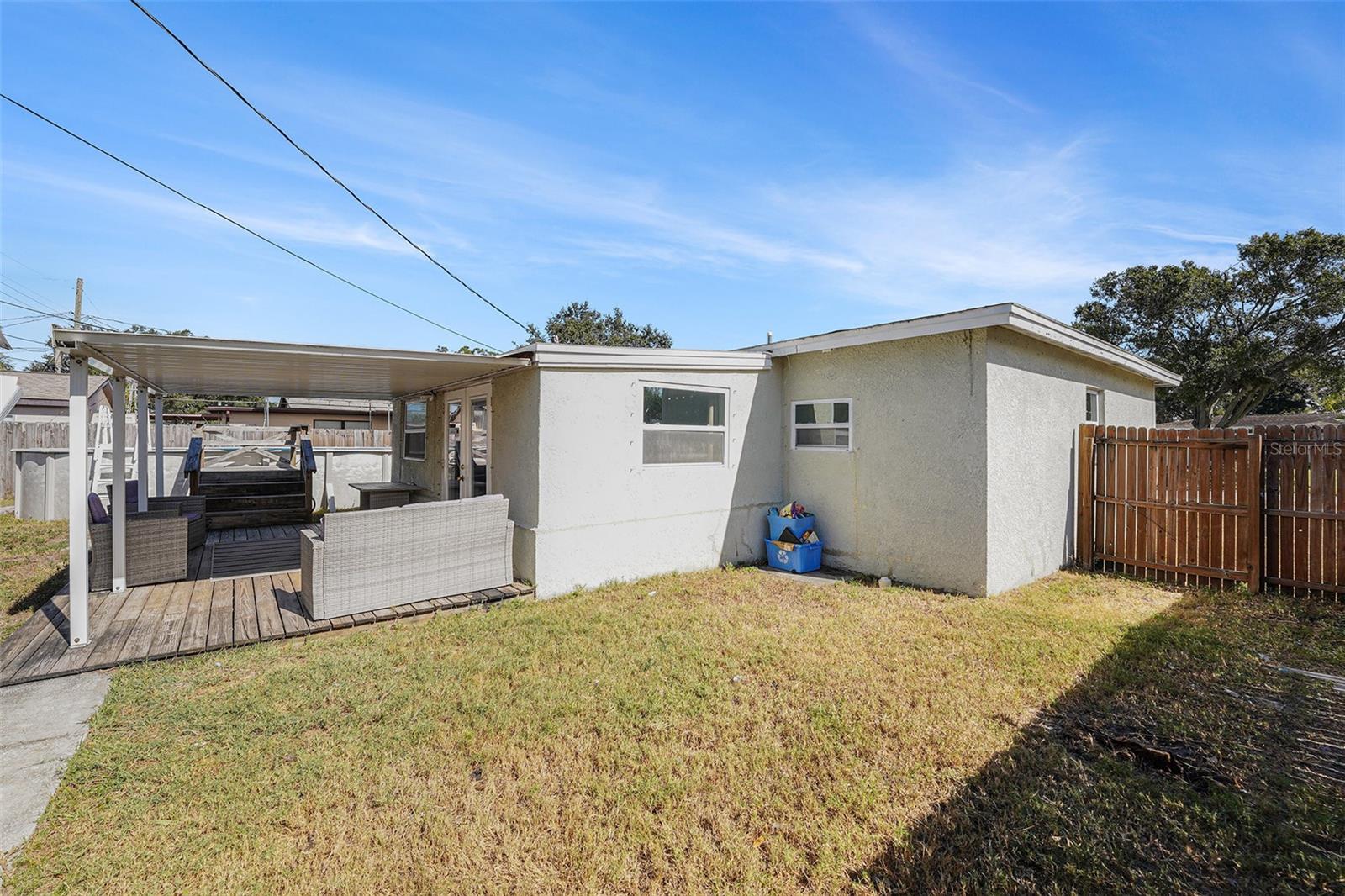 Listing photo id 28 for 8300 53rd Way N