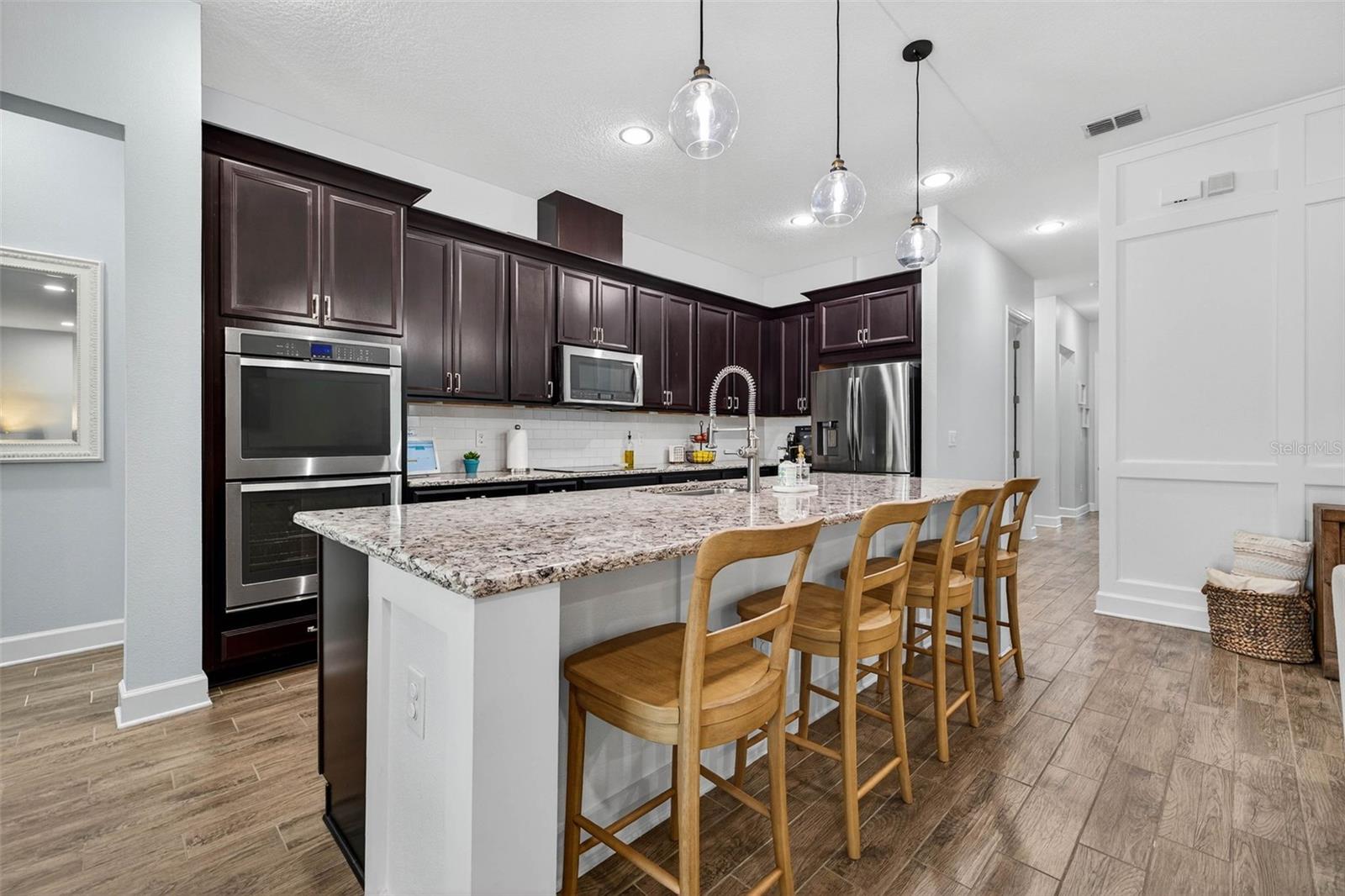 Image 14 of 43 For 10522 Cardera Drive