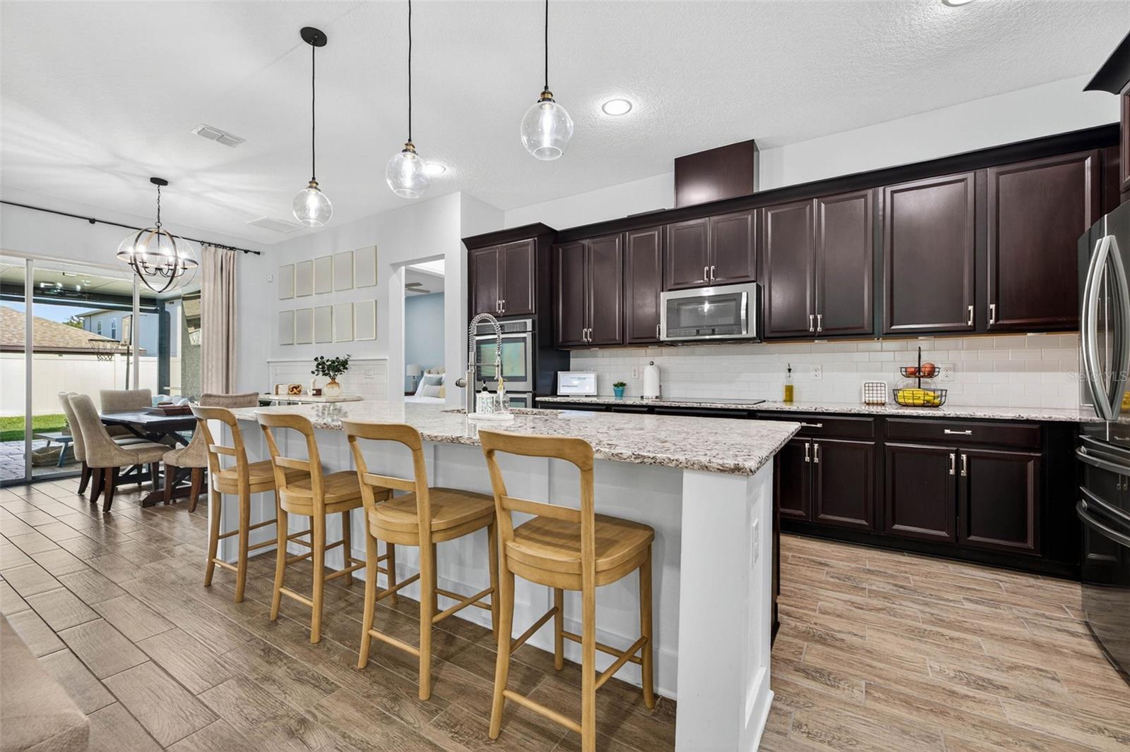 Image 5 of 43 For 10522 Cardera Drive