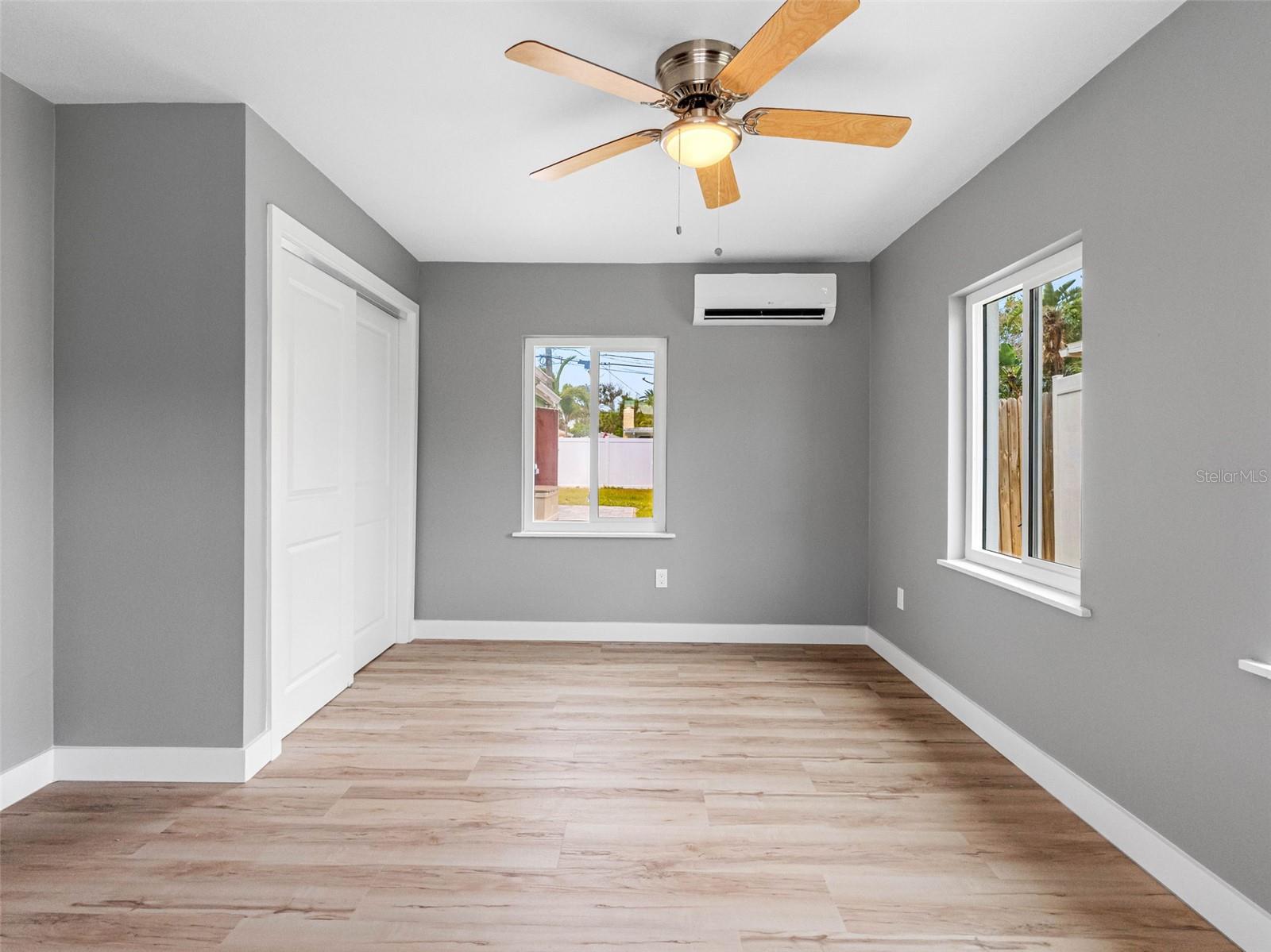 Image 13 of 53 For 540 80th Avenue