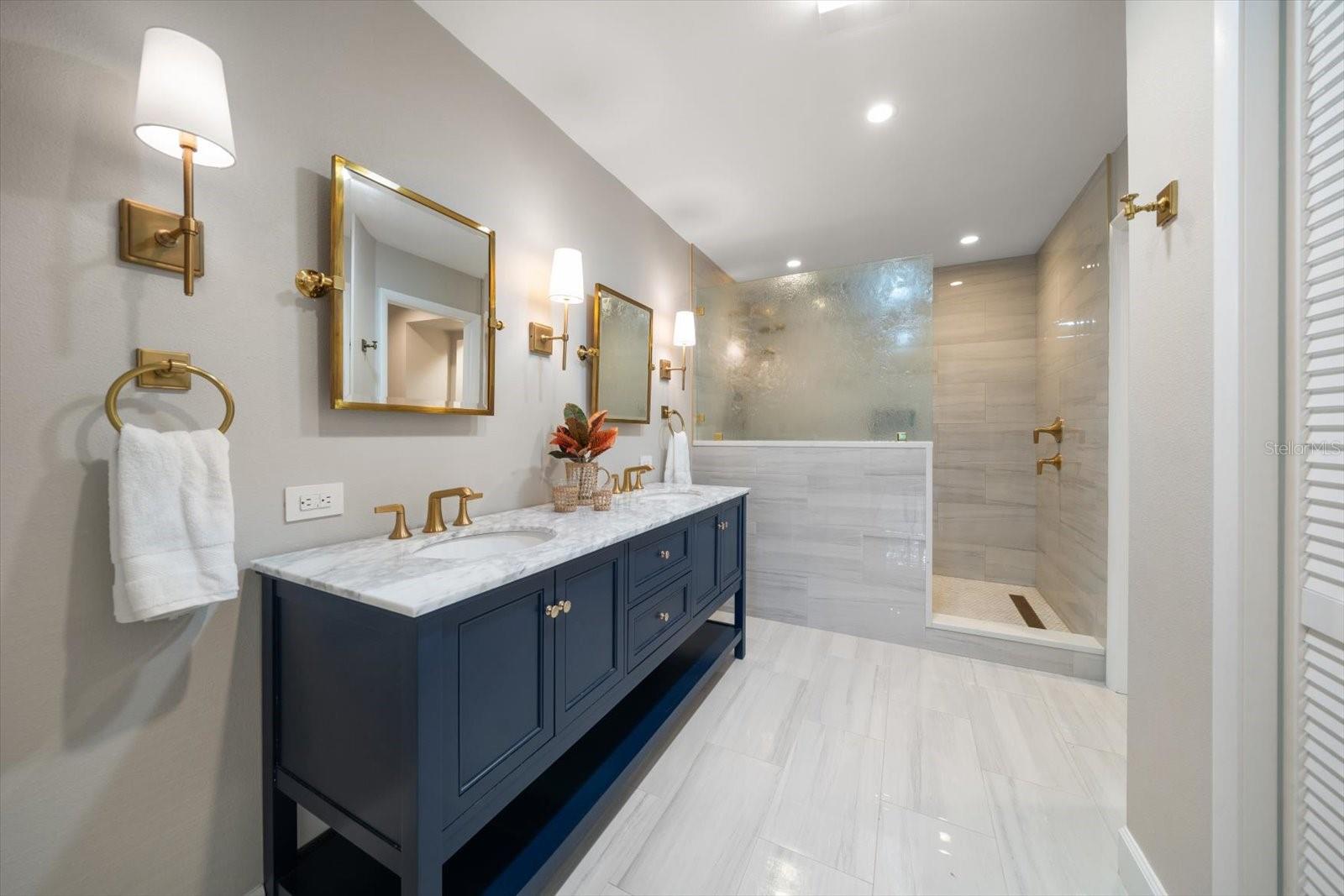 Image 11 of 48 For 47 Pelican Place