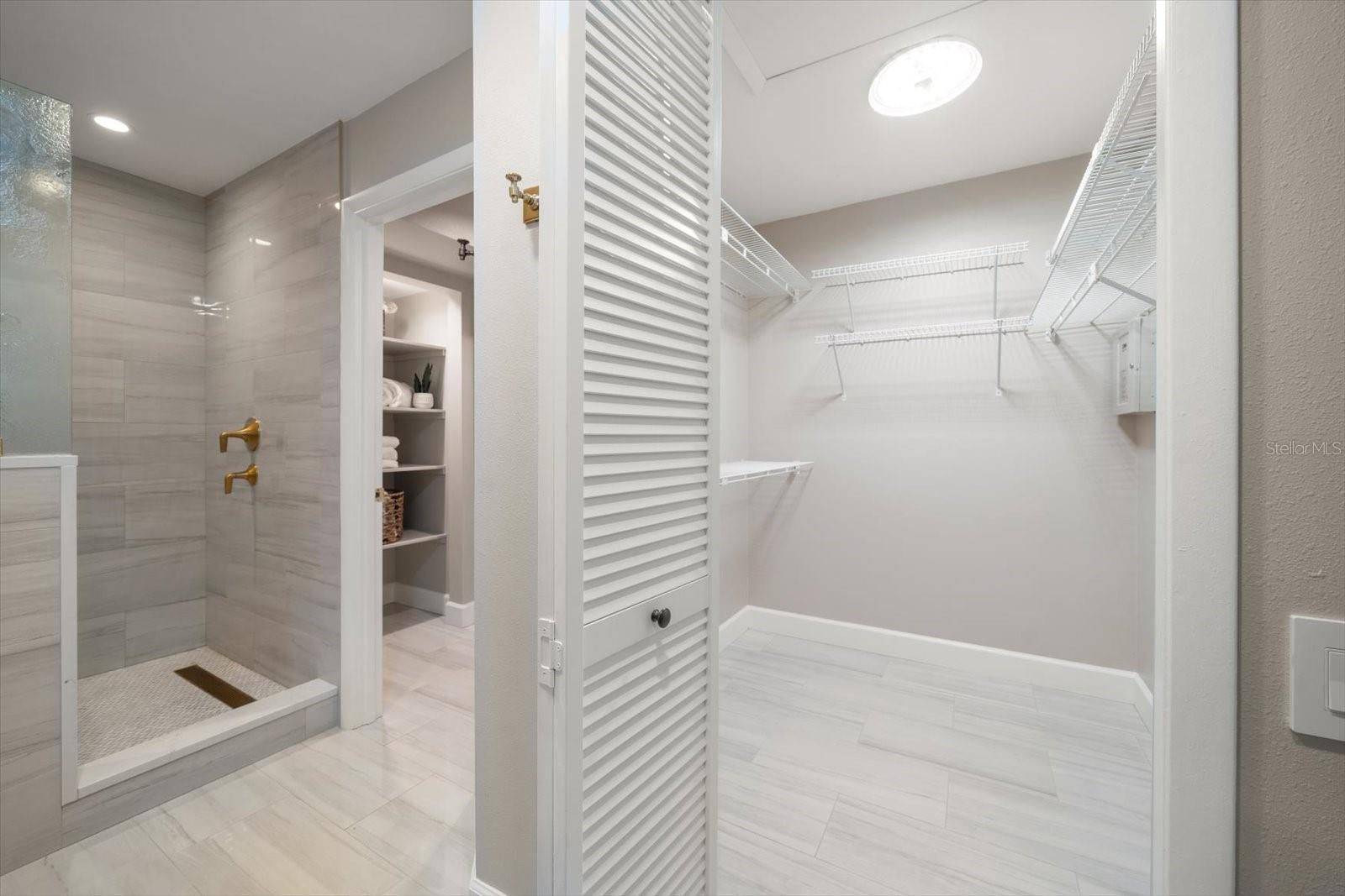 Image 17 of 48 For 47 Pelican Place