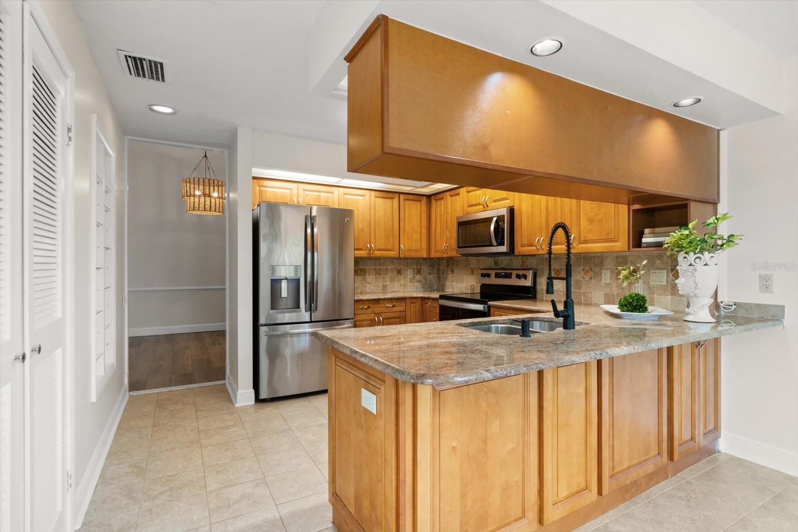 Image 22 of 48 For 47 Pelican Place