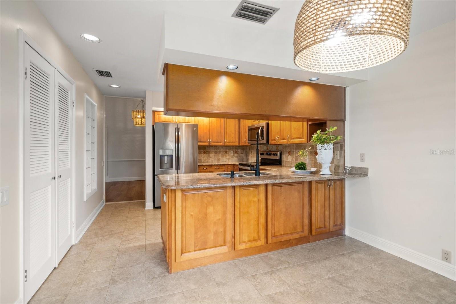 Image 25 of 48 For 47 Pelican Place