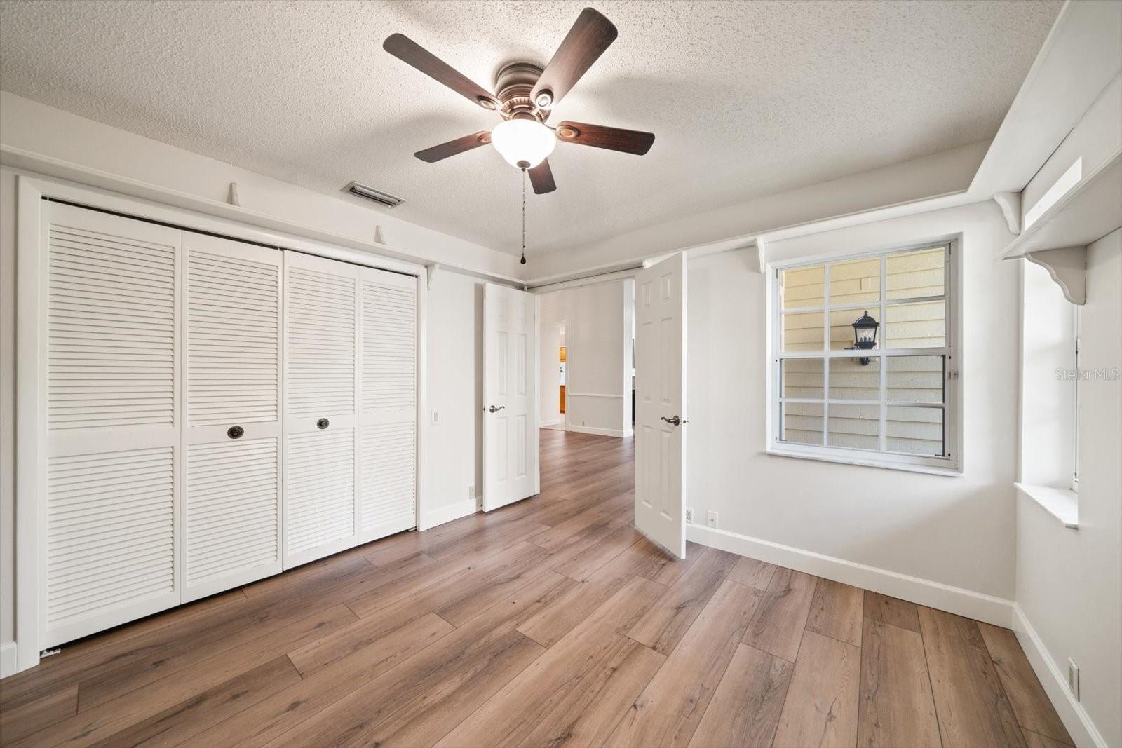 Image 27 of 48 For 47 Pelican Place