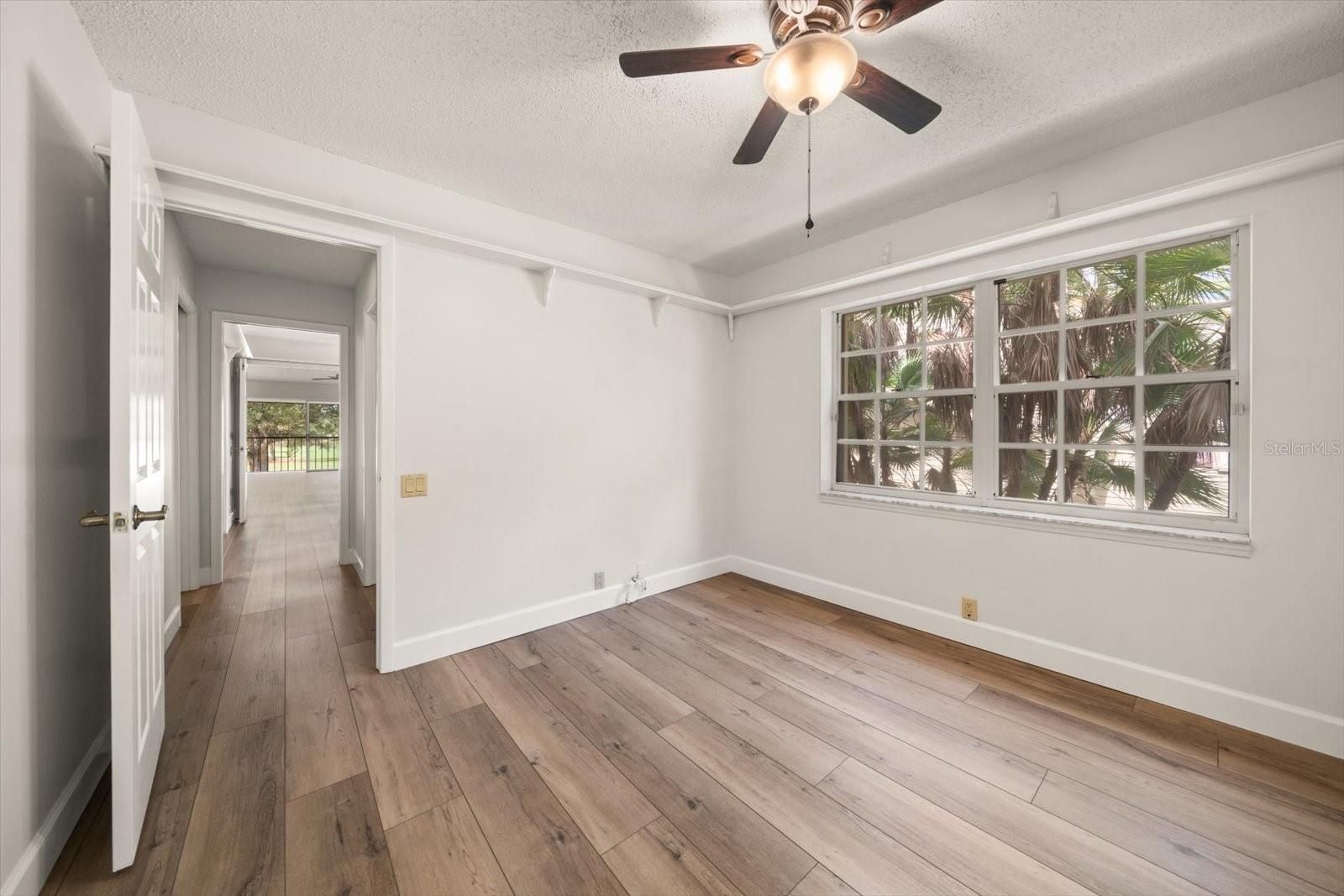 Image 30 of 48 For 47 Pelican Place