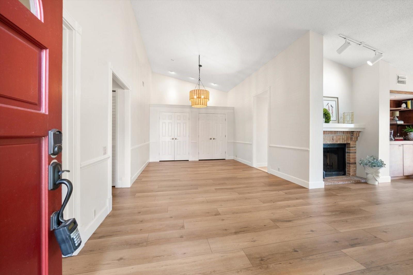 Image 4 of 48 For 47 Pelican Place