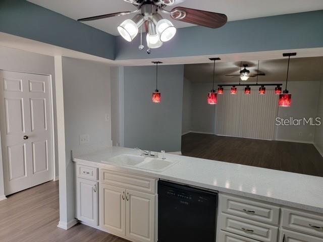 Image 4 of 14 For 18318 Aintree Court