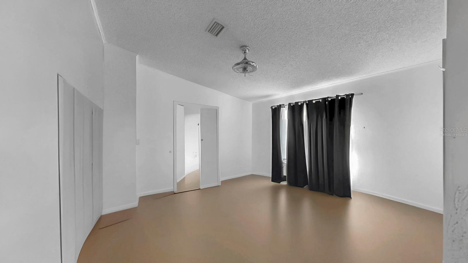 Image 18 of 23 For 601 8th Court Se