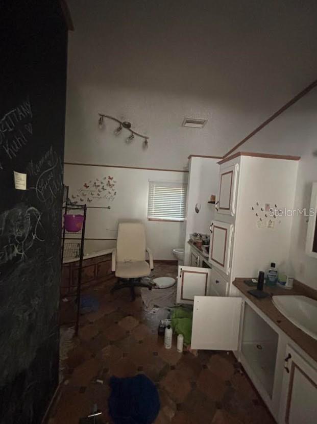 Image 7 of 23 For 601 8th Court Se