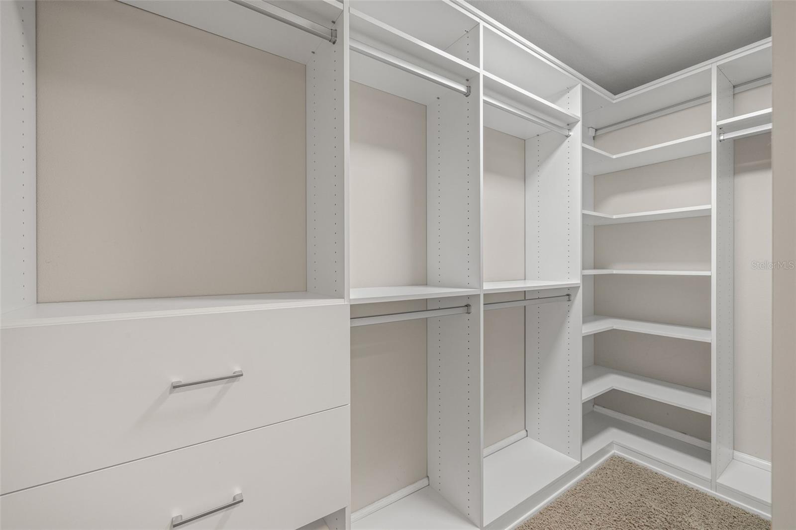 Listing photo id 27 for 113 Newport Avenue 1-4