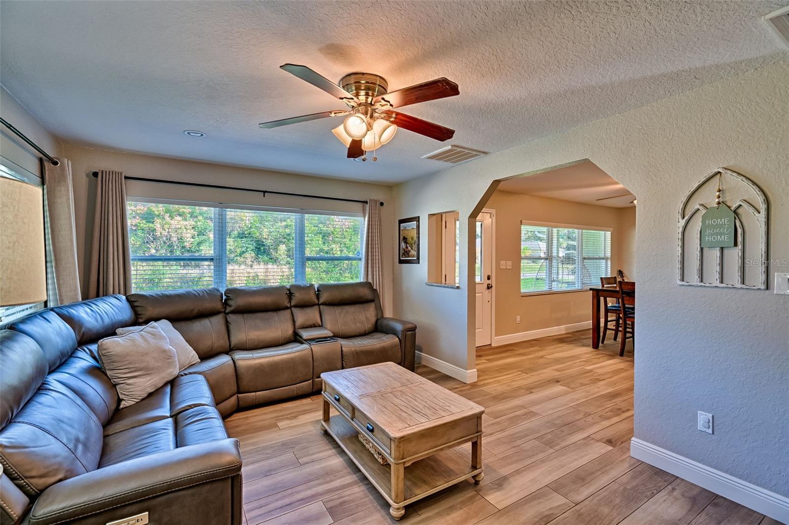 Image 11 of 36 For 5686 127th Place