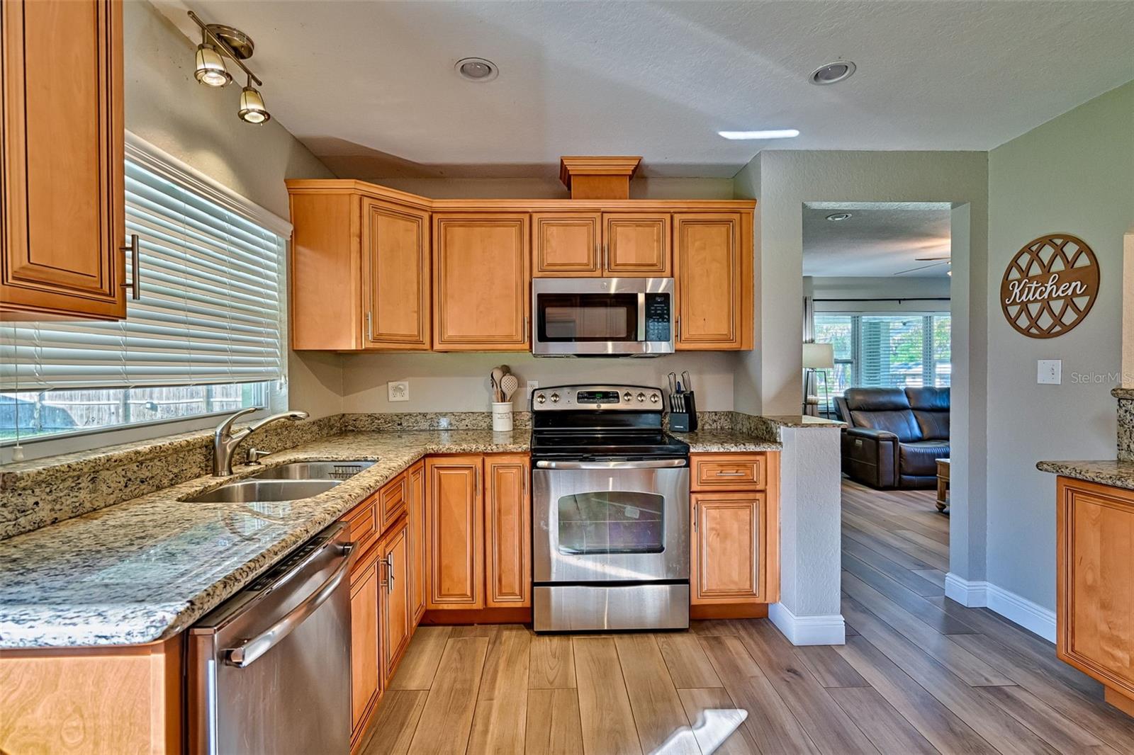 Image 17 of 36 For 5686 127th Place