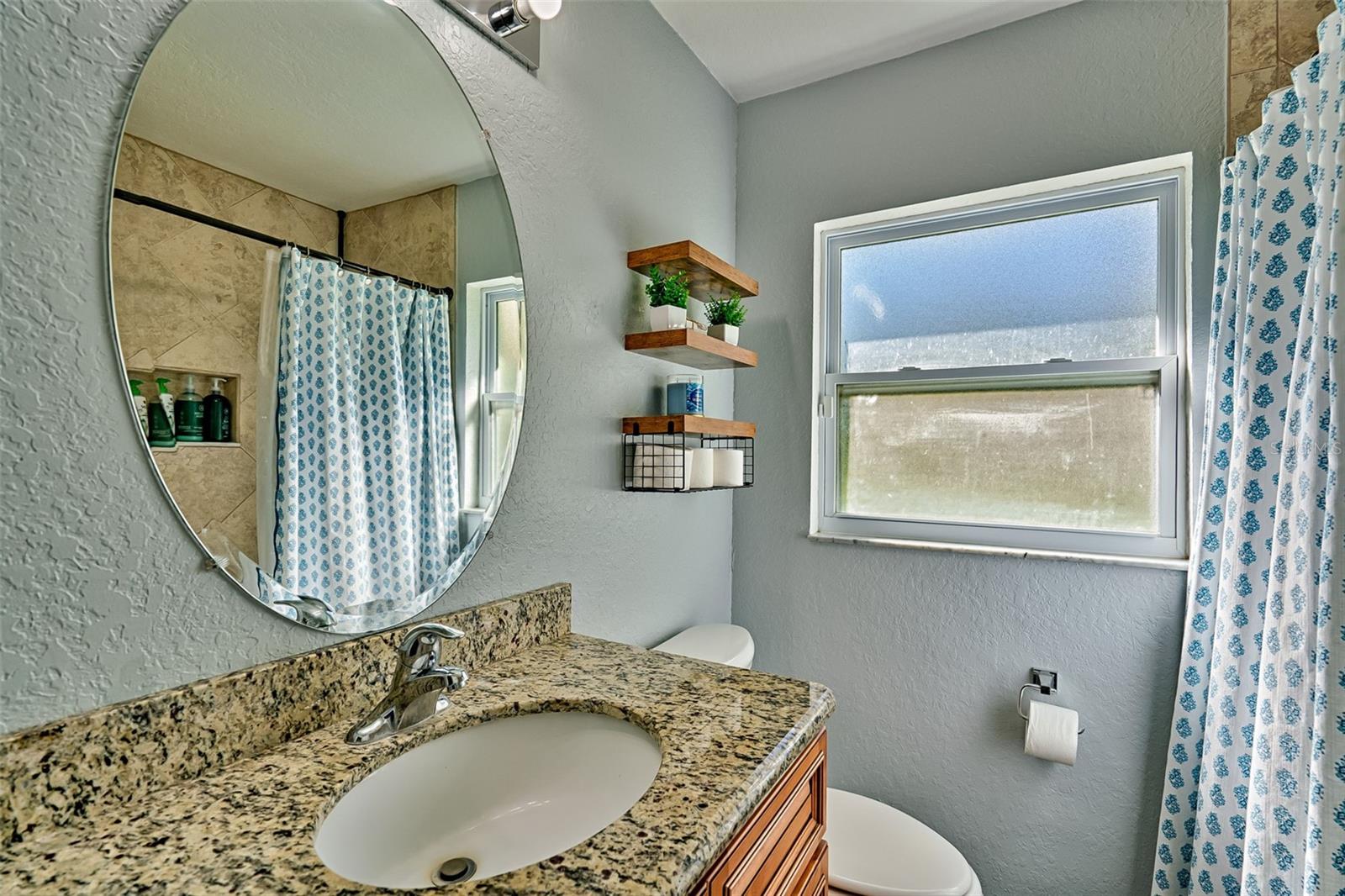 Image 20 of 36 For 5686 127th Place