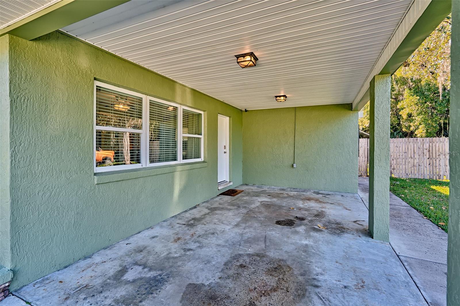 Image 5 of 36 For 5686 127th Place