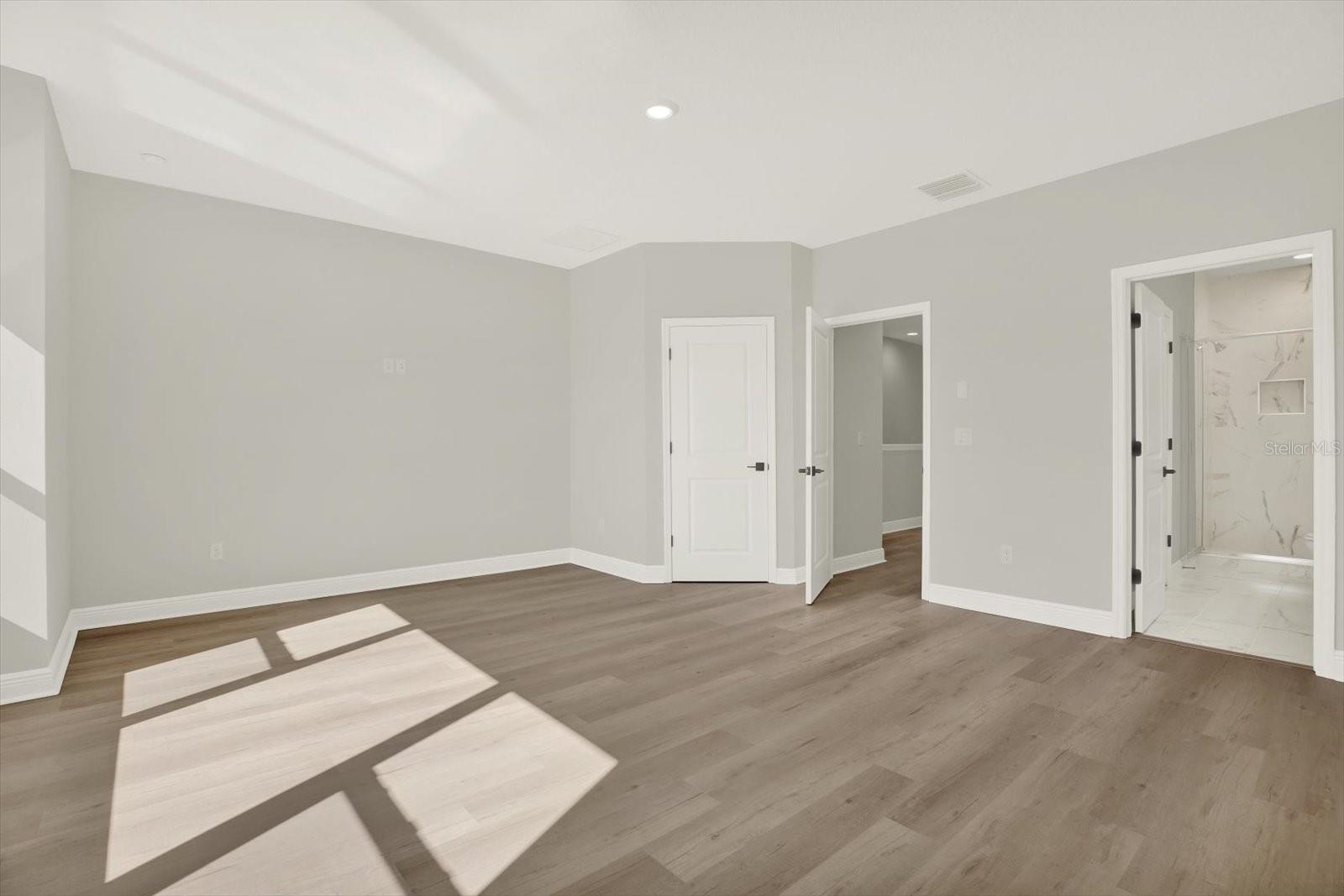 Image 18 of 29 For 7680 93rd Street N