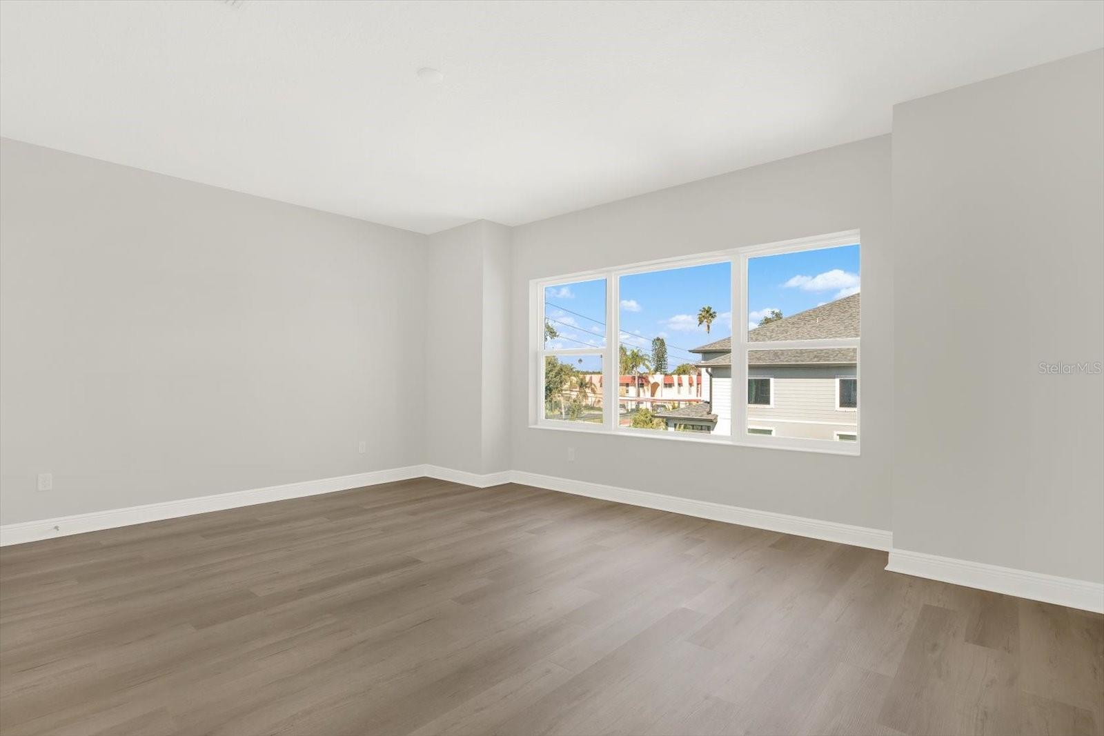 Image 26 of 29 For 7680 93rd Street N