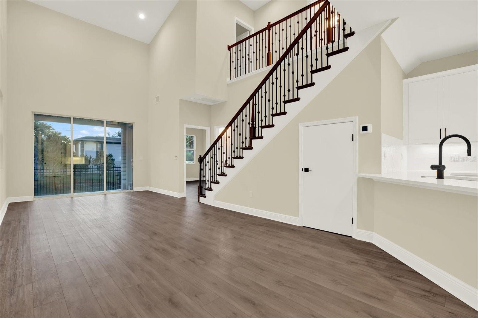 Image 8 of 31 For 7749 93rd Street N