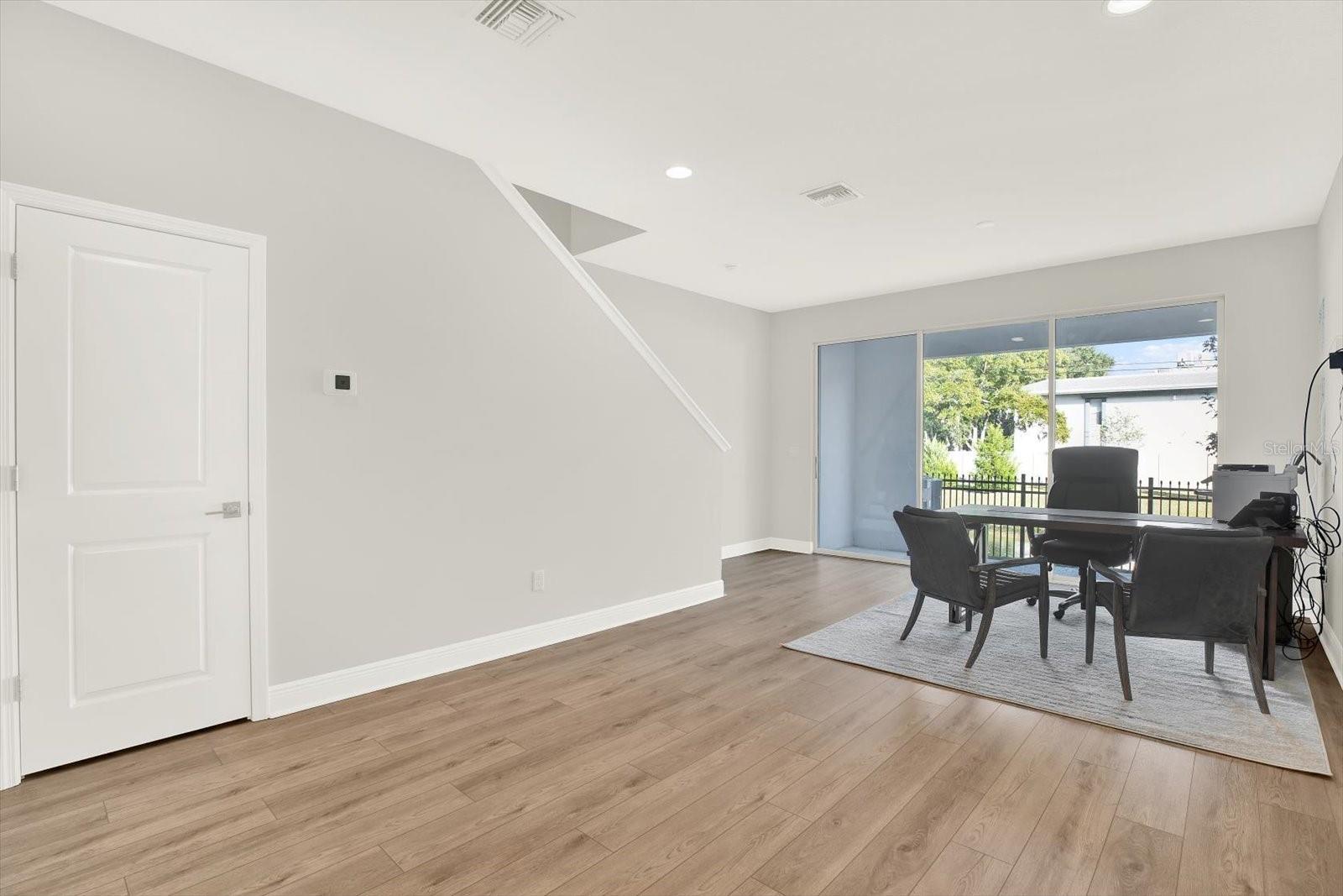 Image 3 of 20 For 7773 93rd Street N