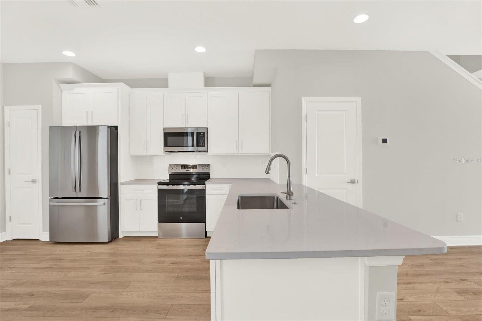 Image 6 of 20 For 7773 93rd Street N