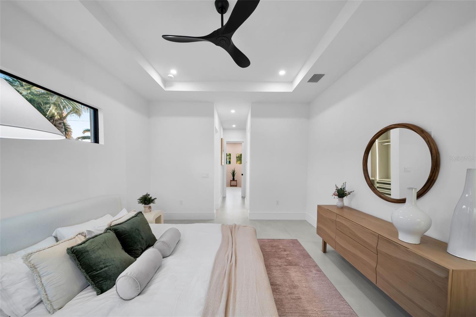 Image 22 of 64 For 3829 20th Avenue