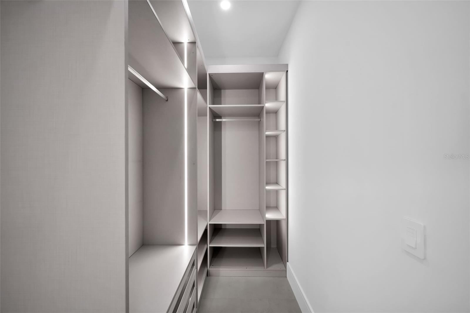 Image 34 of 64 For 3829 20th Avenue