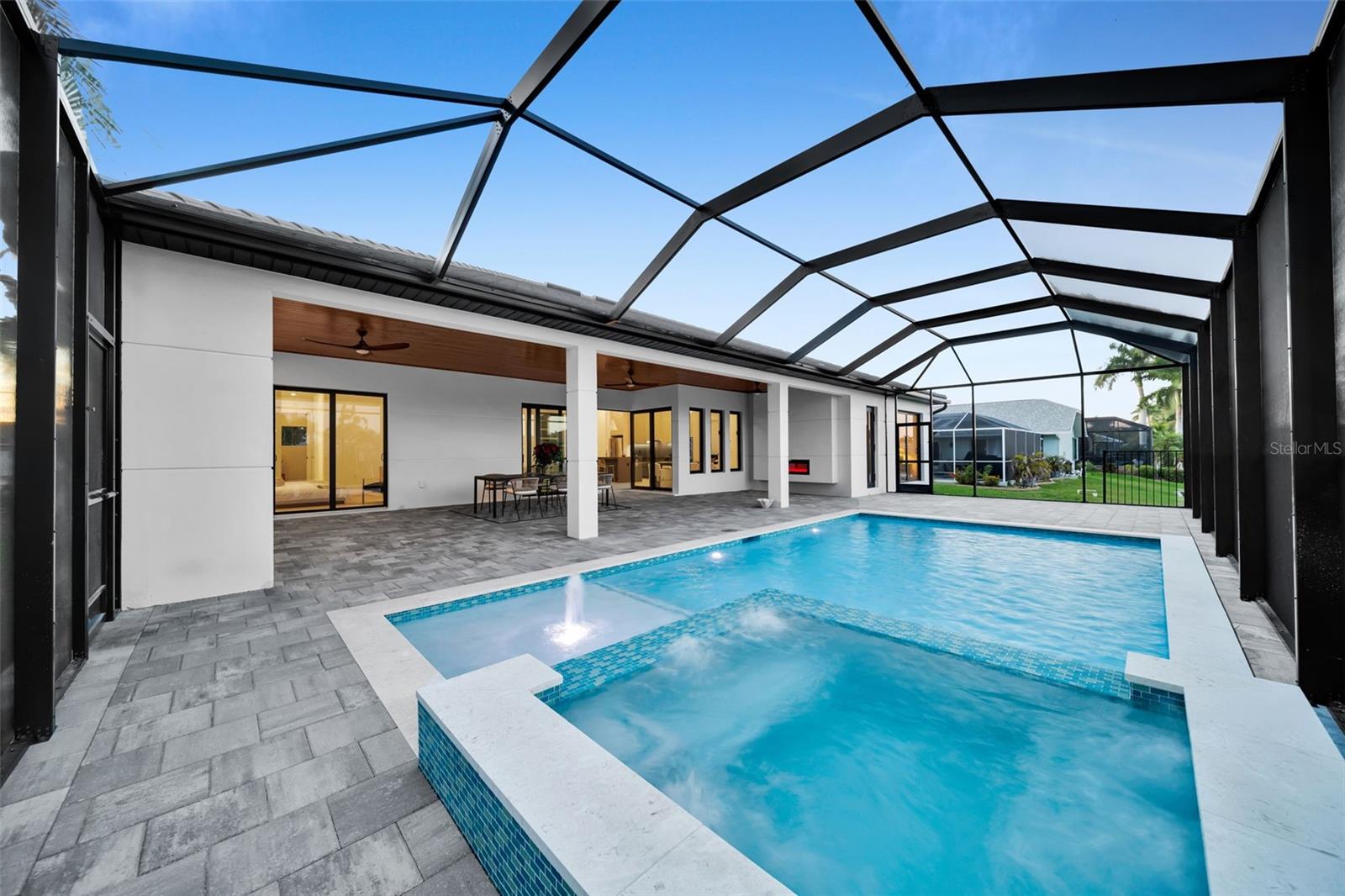 Image 51 of 64 For 3829 20th Avenue