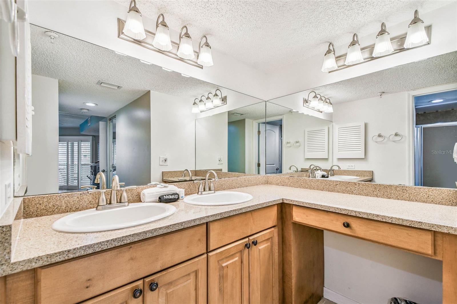 Image 20 of 54 For 18400 Gulf Boulevard 1301