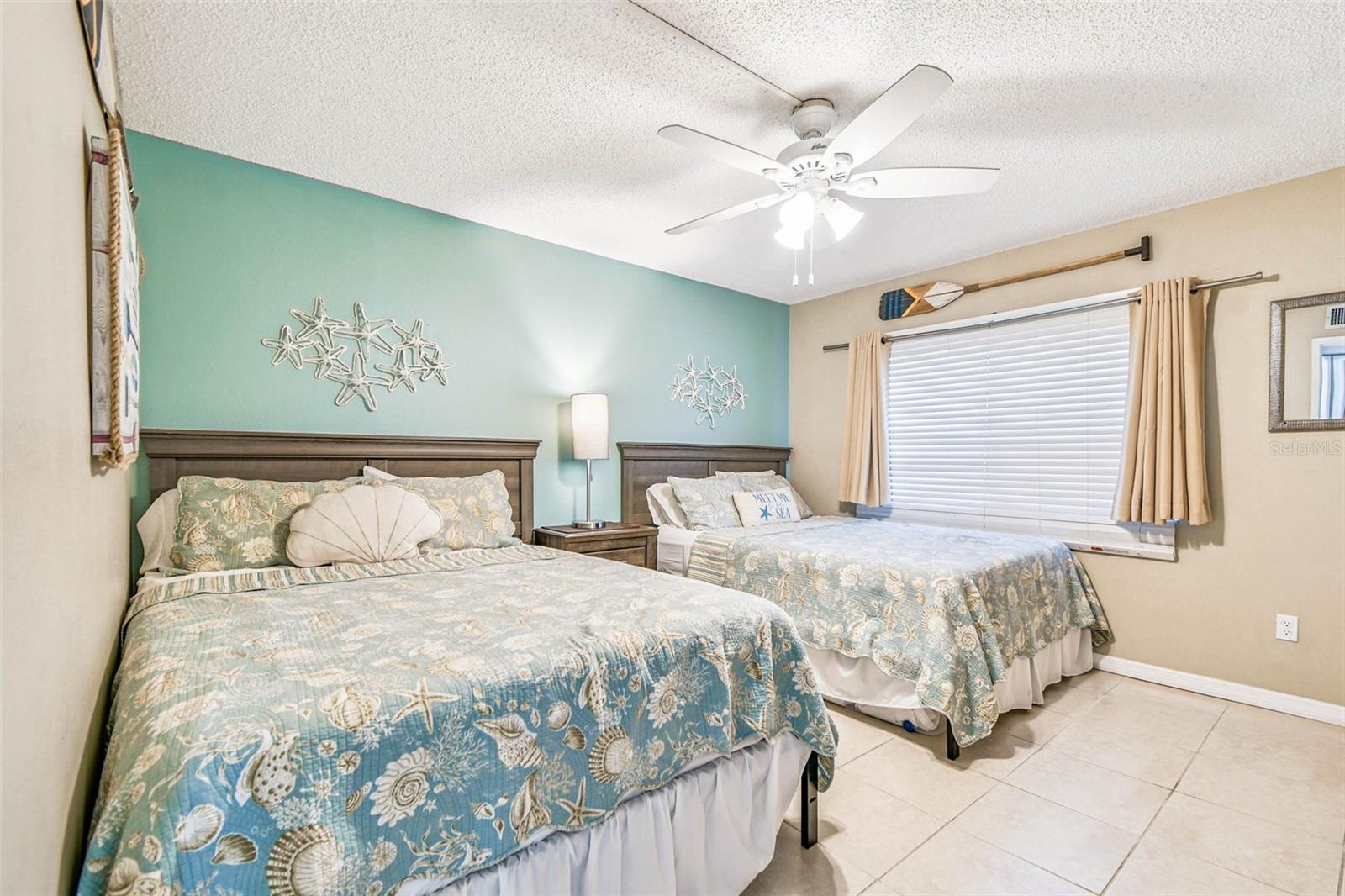 Image 22 of 54 For 18400 Gulf Boulevard 1301