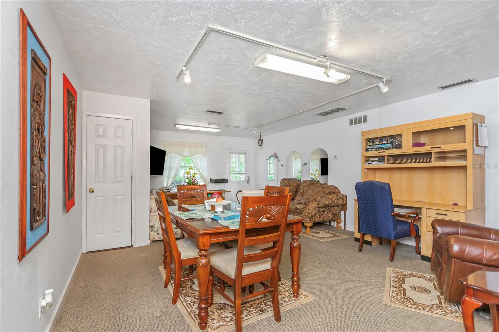 Image 17 of 80 For 17500 Marsh Road