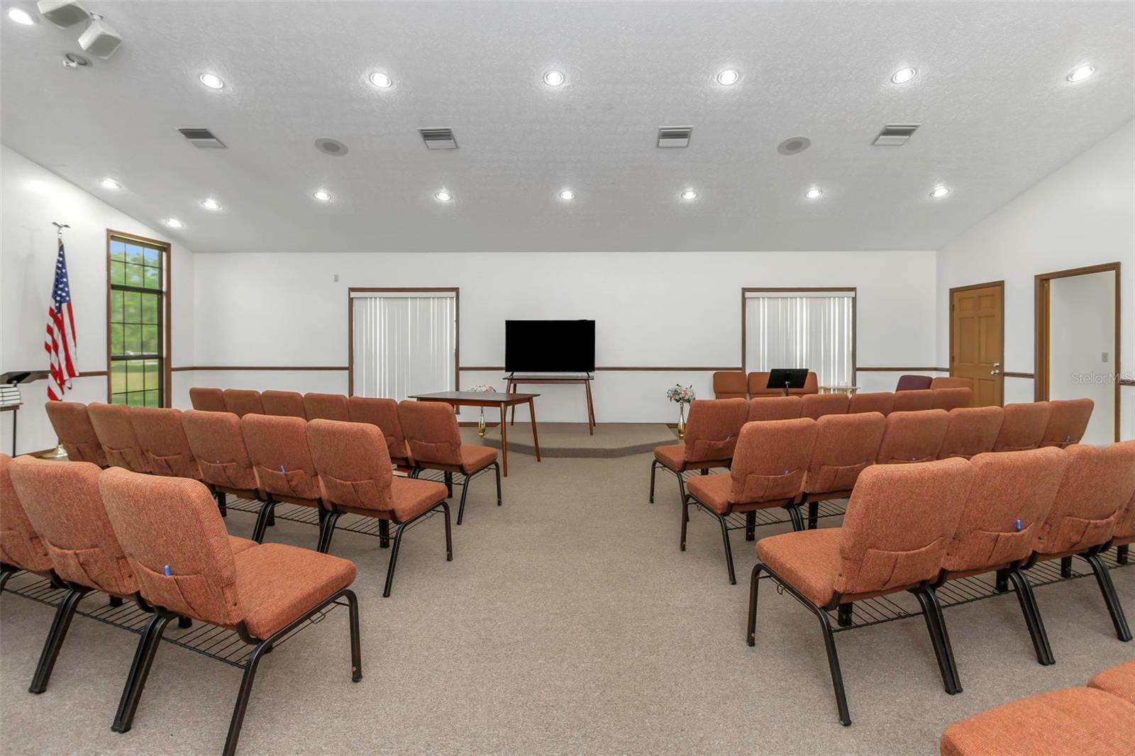 Image 48 of 80 For 17500 Marsh Road